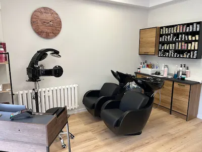 A&T salon fryzjerski
